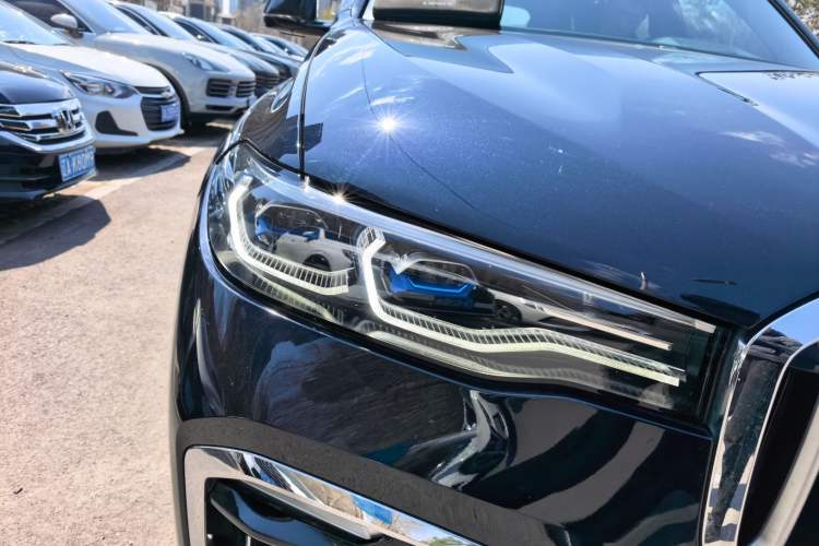 Used BMW X7 2019 xDrive40i Luxury M Sport Package Right Front Headlight
