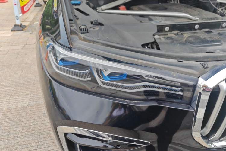 Used BMW X7 2019 xDrive40i Luxury M Sport Package Right Front Headlight