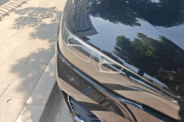 Used BMW X7 2019 xDrive40i Luxury Package with Leading Features Right Front Headlight
