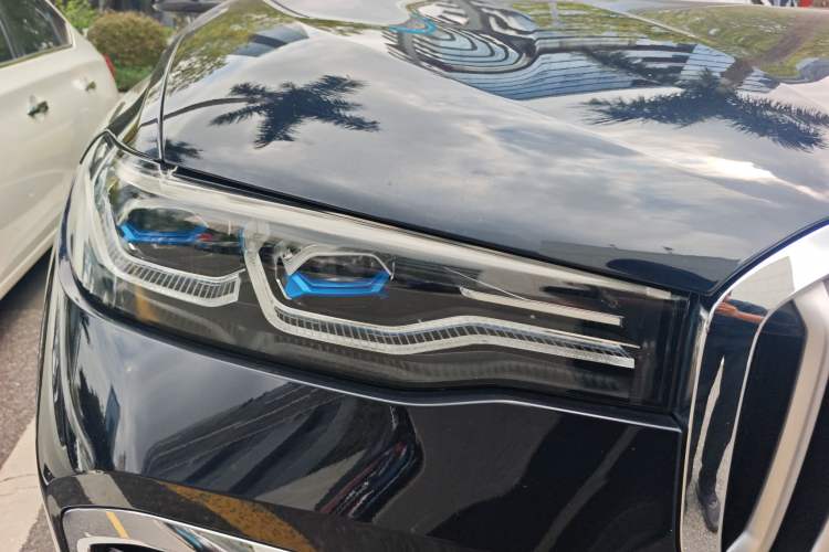 Used BMW X7 2019 xDrive40i Luxury M Sport Package Right Front Headlight
