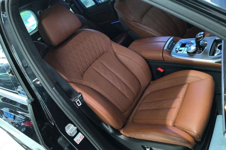 Used BMW X7 2019 xDrive40i Executive Model M Sport Package Right Front Seat