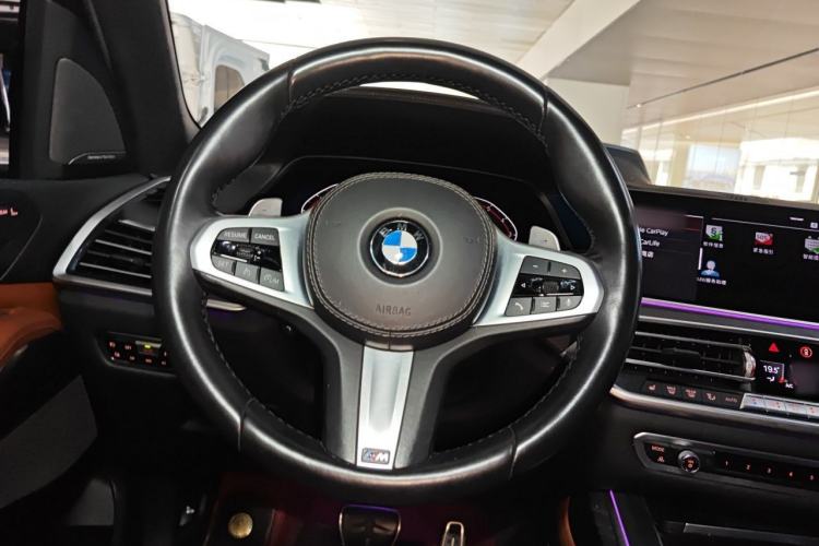 Used BMW X7 2019 xDrive40i Luxury M Sport Package Steering Wheel