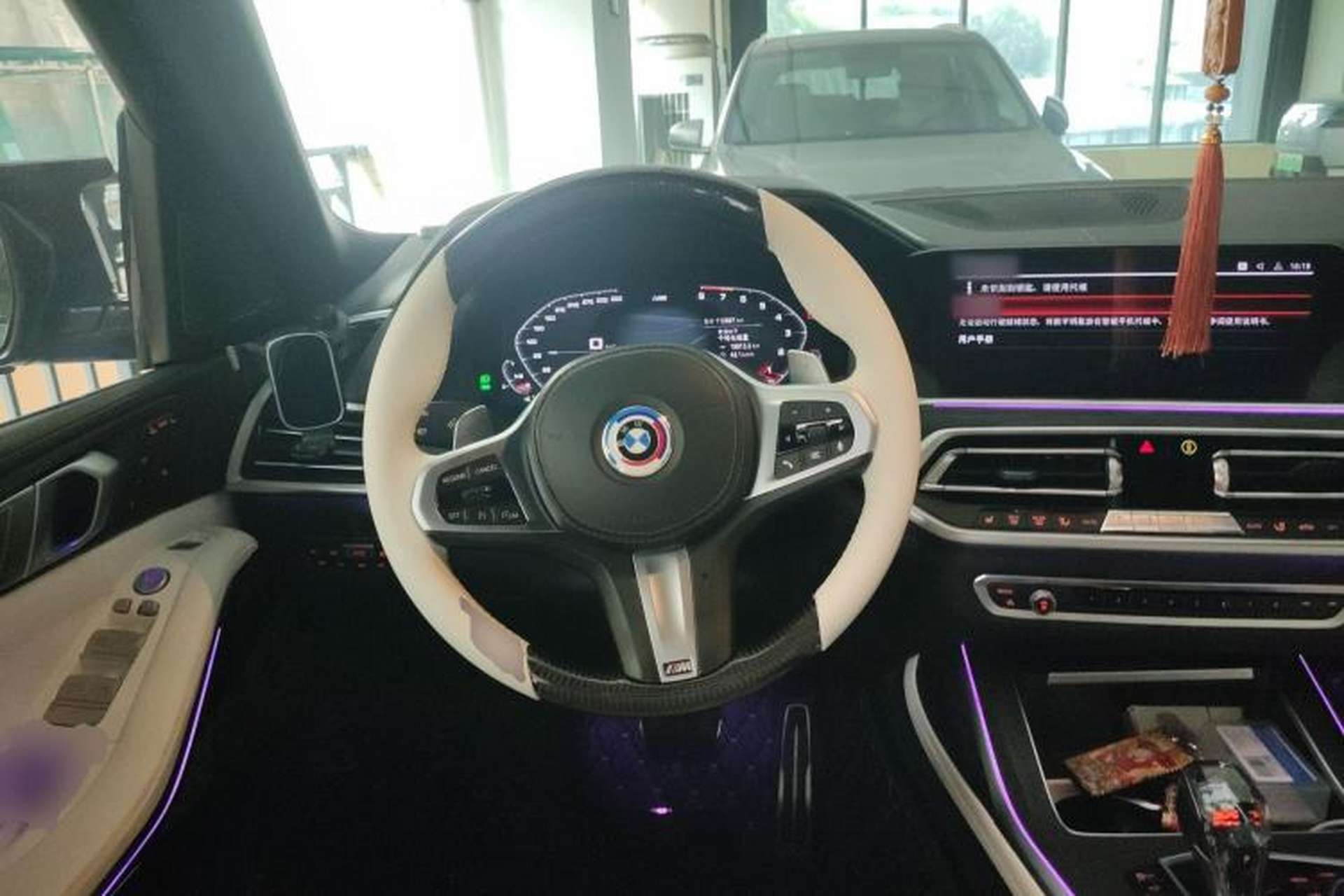 Used BMW X7 2019 xDrive40i Luxury M Sport Package Steering Wheel