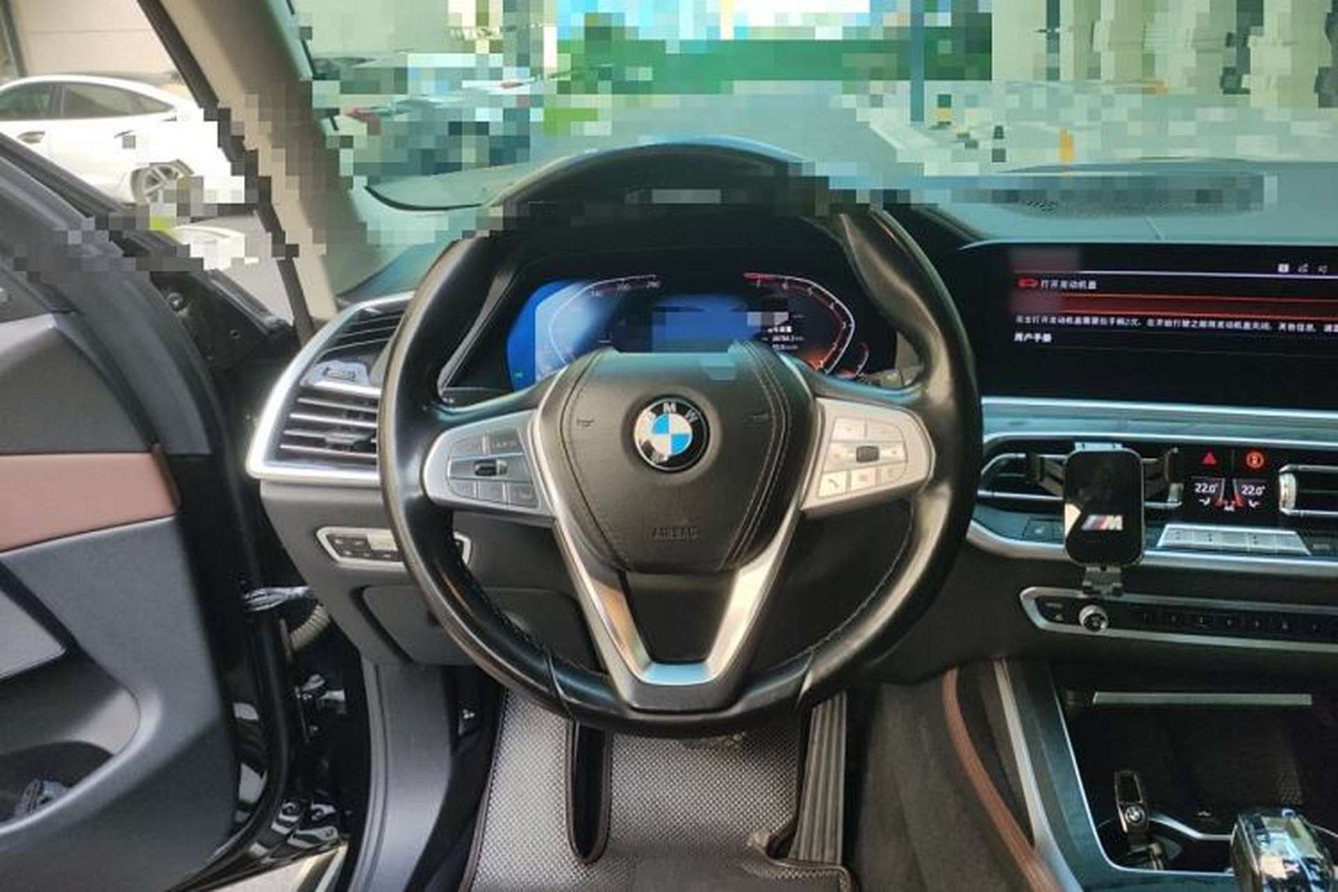 Used BMW X7 2019 xDrive40i Luxury Package with Leading Features Steering Wheel