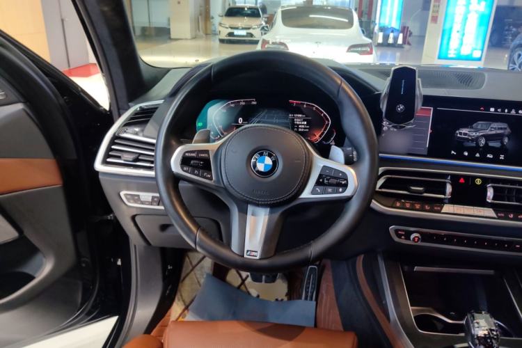 Used BMW X7 2019 xDrive40i Luxury M Sport Package Steering Wheel