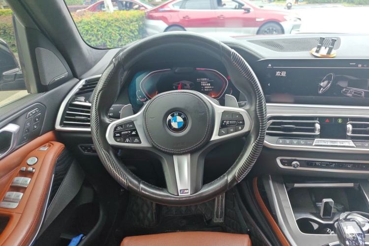 Used BMW X7 2019 xDrive40i Luxury M Sport Package Steering Wheel