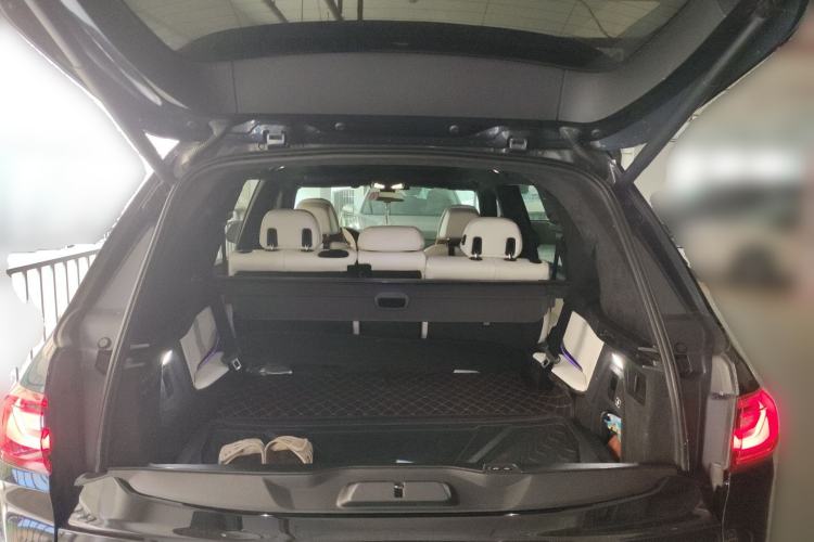 Used BMW X7 2019 xDrive40i Luxury M Sport Package Trunk