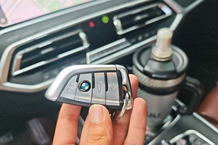 Used BMW X7 2019 xDrive40i Luxury M Sport Package Vehicle Key
