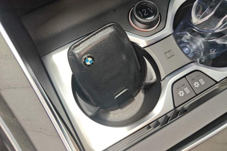 Used BMW X7 2019 xDrive40i Executive Model M Sport Package Vehicle Key