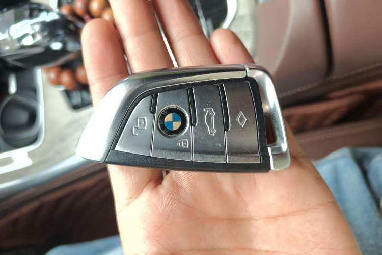 Used BMW X7 2019 xDrive40i Executive Model M Sport Package Vehicle Key