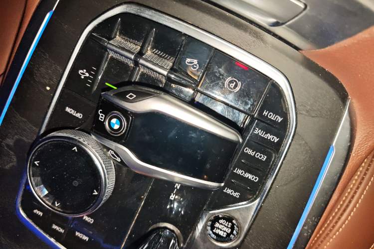 Used BMW X7 2019 xDrive40i Luxury Package with Leading Features Vehicle Key
