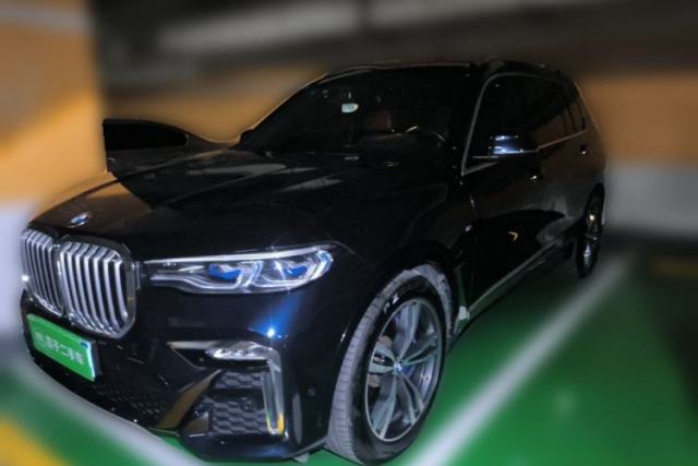 Ojetý BMW X7 2019 xDrive40i Luxury M Sport Package