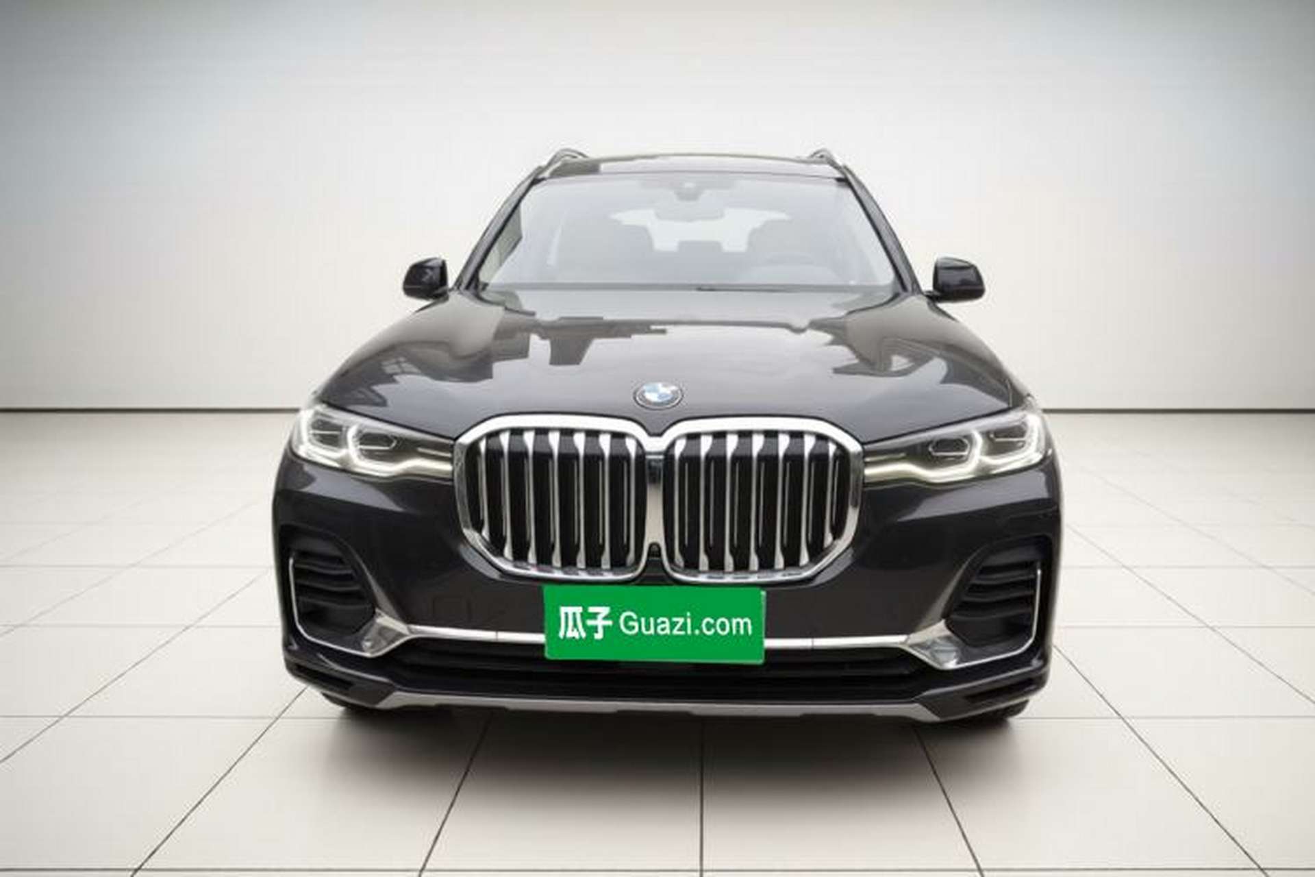 Used BMW X7 2019 xDrive40i Luxury Package with Leading Features Exterior 1
