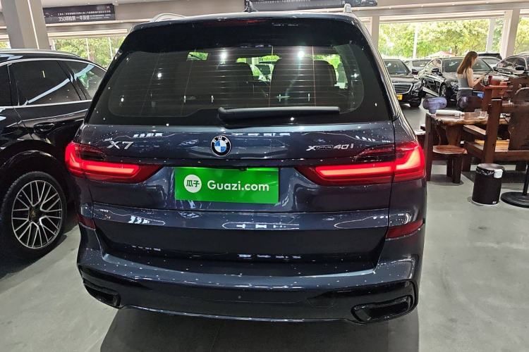 Used BMW X7 2019 xDrive40i Executive Model M Sport Package Exterior 4