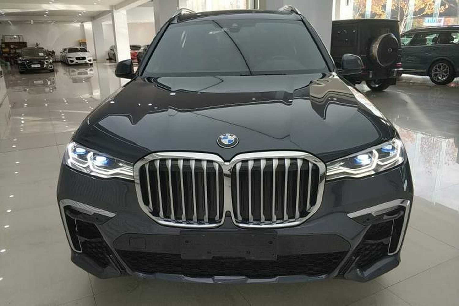 Used BMW X7 2019 xDrive40i Luxury M Sport Package Front