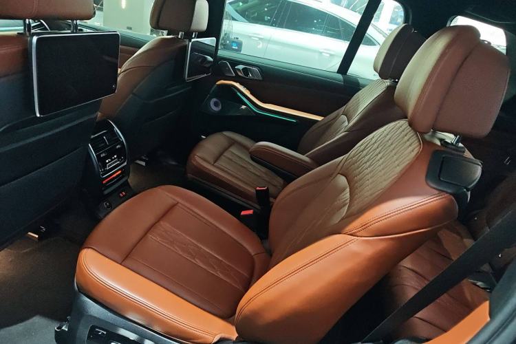 Used BMW X7 2019 xDrive40i Executive Model M Sport Package Interior 1