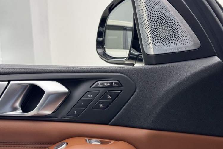 Used BMW X7 2019 xDrive40i Executive Model M Sport Package Interior 11