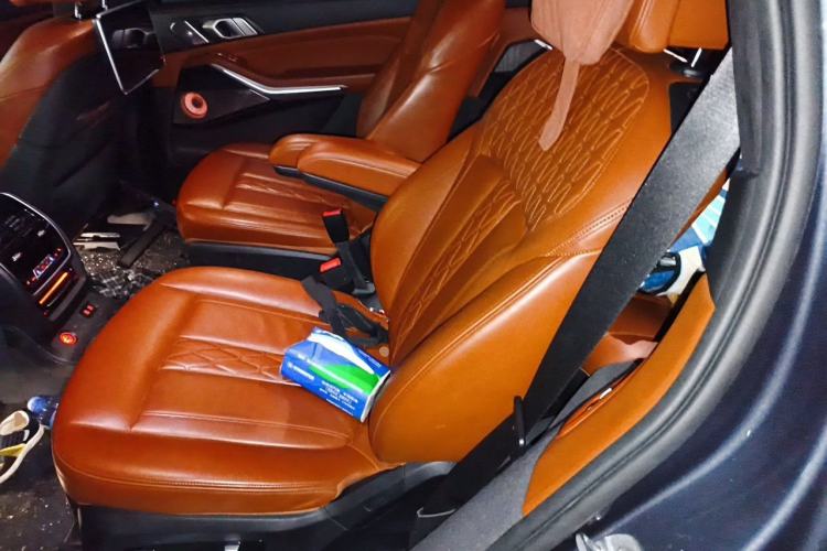 Used BMW X7 2019 xDrive40i Executive Model M Sport Package Left Rear Seat