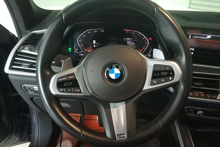 Used BMW X7 2019 xDrive40i Luxury M Sport Package Steering Wheel
