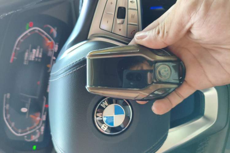 Used BMW X7 2019 xDrive40i Luxury Package with Leading Features Vehicle Key