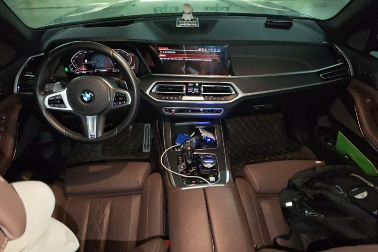 Used BMW X7 2019 xDrive40i Luxury M Sport Package Center Console