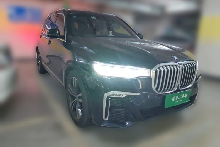 Used BMW X7 2019 xDrive40i Luxury M Sport Package Front Right 45 Deg