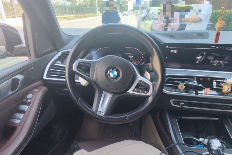 Used BMW X7 2019 xDrive40i Luxury M Sport Package Steering Wheel