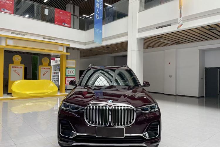Used BMW X7 2019 xDrive40i Personalized Limited Edition Luxury Package Exterior 2