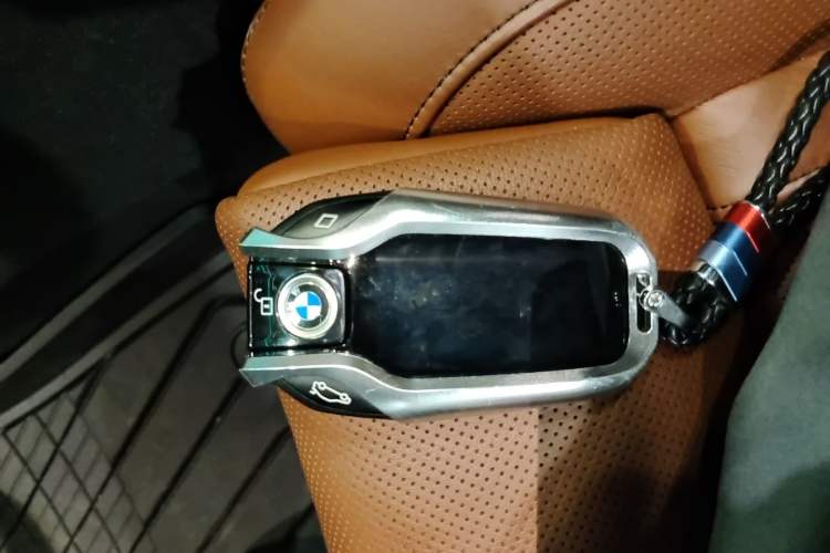 Used BMW X7 2019 xDrive40i Executive Model M Sport Package Vehicle Key