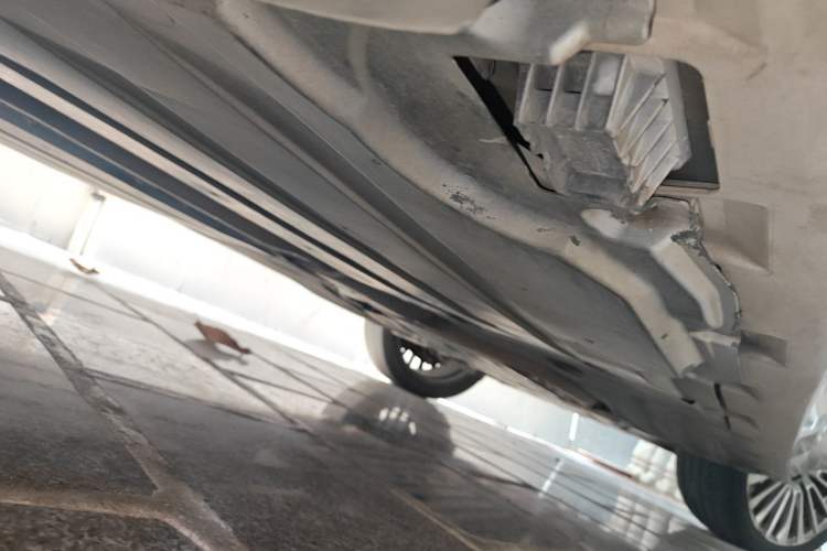 Used BMW X7  Chassis Rear Right