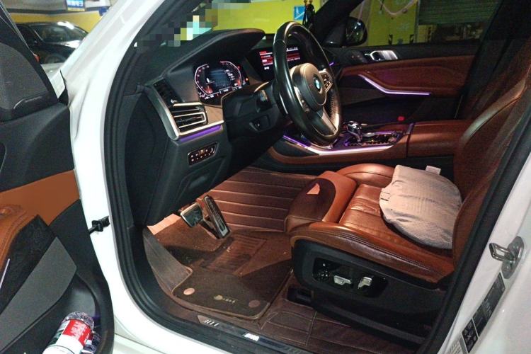 Used BMW X7 2019 xDrive40i Luxury M Sport Package Driver Seat