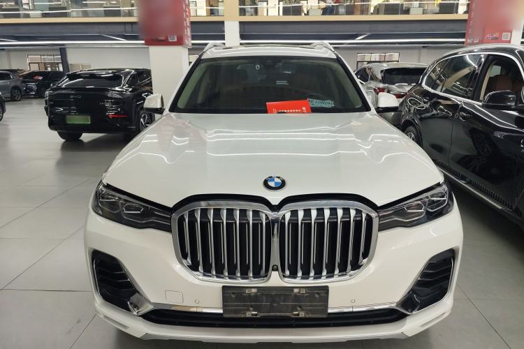 Used BMW X7 2019 xDrive40i Luxury Package with Leading Features Exterior 1