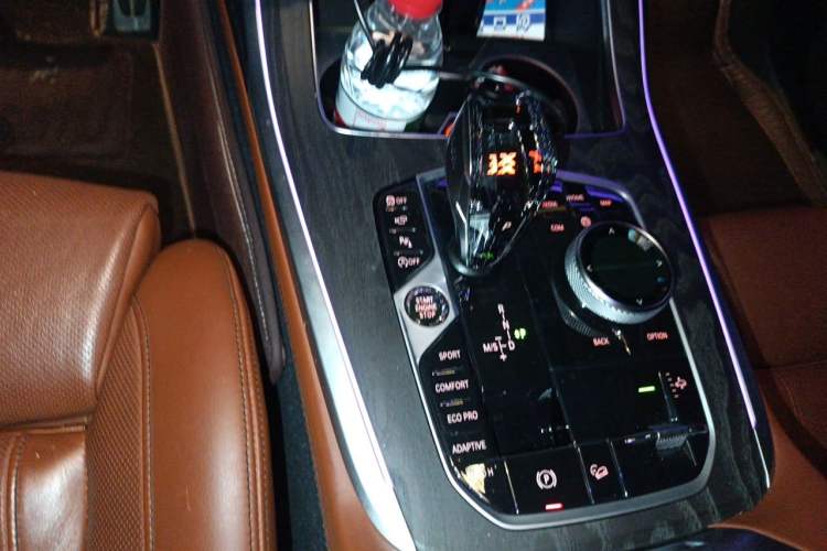 Used BMW X7 2019 xDrive40i Luxury M Sport Package Gear Lever