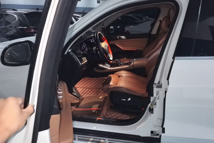 Used BMW X7  Left Front Seat