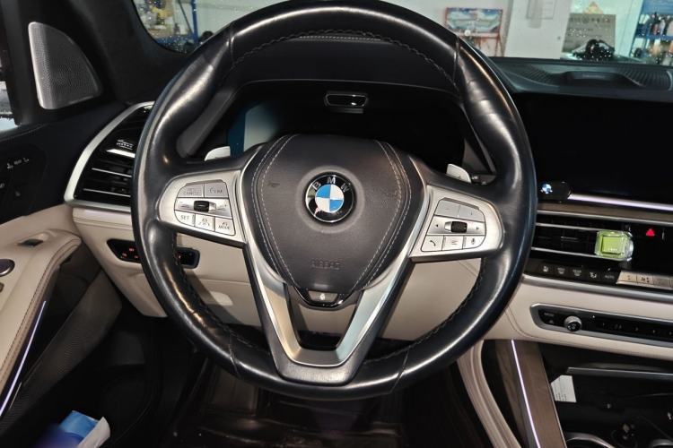 Used BMW X7 2019 xDrive40i Luxury M Sport Package Steering Wheel