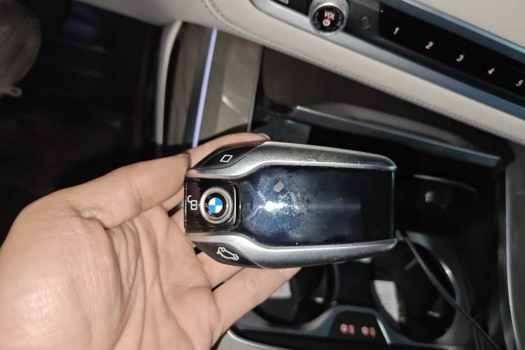 Used BMW X7 2019 xDrive40i Luxury M Sport Package Vehicle Key