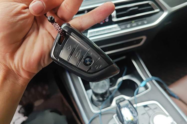 Used BMW X7 2019 xDrive40i Luxury Package with Leading Features Vehicle Key