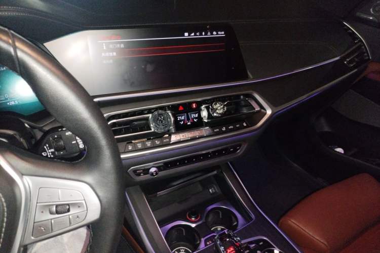 Used BMW X7 2020 xDrive40i Luxury M Sport Package Audio And AC Panel