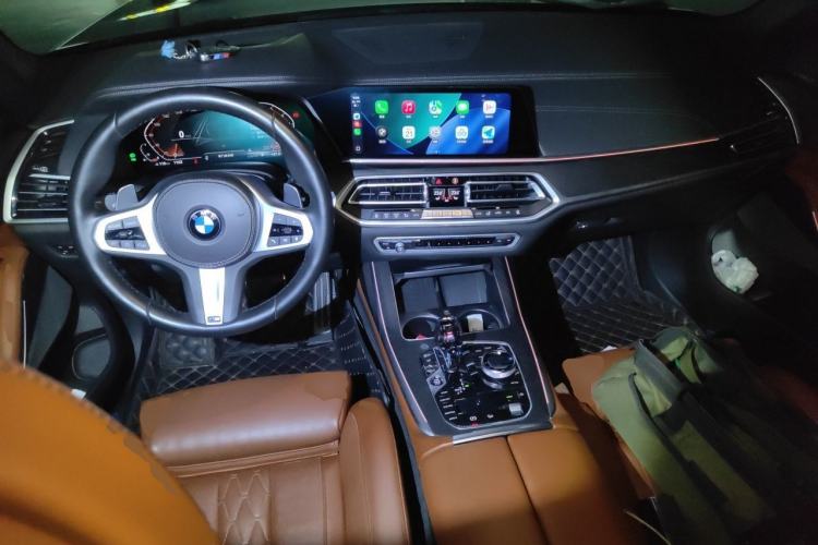 Used BMW X7 2020 xDrive40i Luxury M Sport Package Center Console