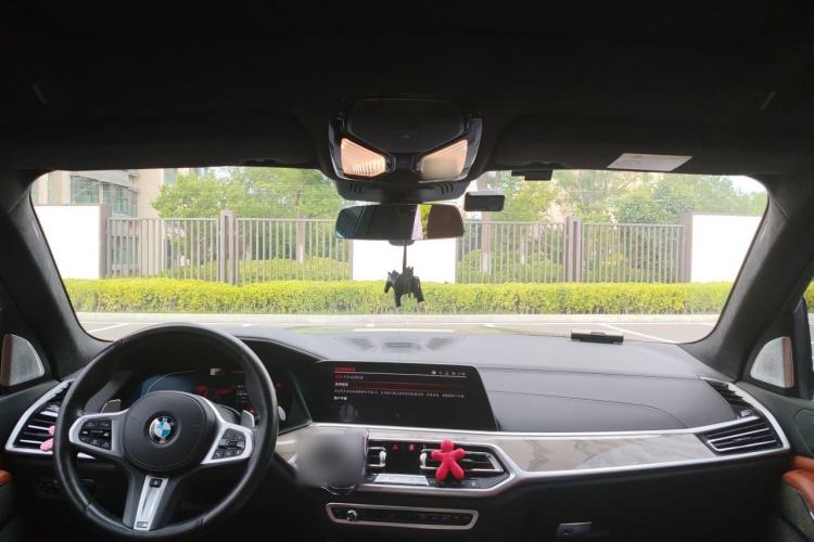 Used BMW X7 2020 xDrive40i Executive Luxury Package Center Console