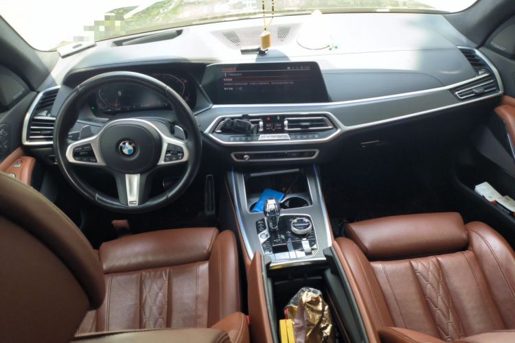 Used BMW X7 2020 xDrive40i Luxury M Sport Package Center Console