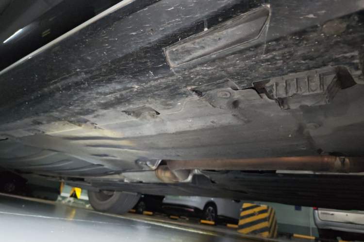 Used BMW X7  Chassis Front Right
