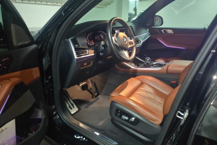 Used BMW X7 2020 xDrive40i Luxury M Sport Package Driver Seat