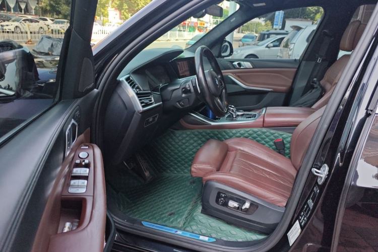 Used BMW X7 2020 xDrive40i Luxury M Sport Package Driver Seat