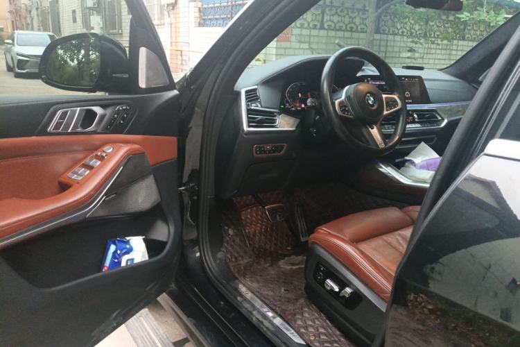 Used BMW X7 2020 xDrive40i Executive M Sport Package Driver Seat