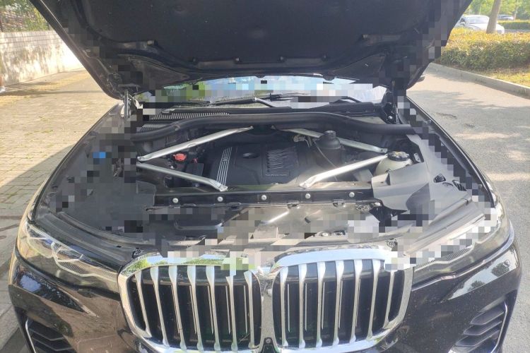 Used BMW X7 2020 xDrive40i Luxury Package with Leading Features Engine Bay