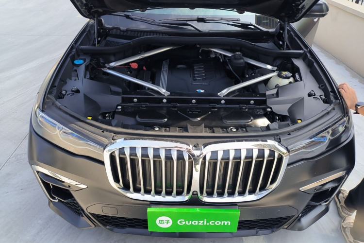 Used BMW X7 2020 xDrive40i Executive M Sport Package Engine Bay