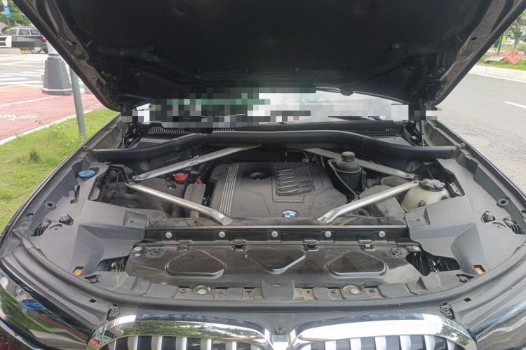 Used BMW X7 2020 xDrive40i Executive M Sport Package Engine Bay