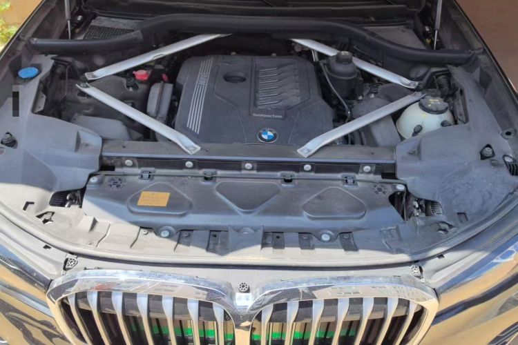Used BMW X7 2020 xDrive40i Luxury Package with Leading Features Engine Bay