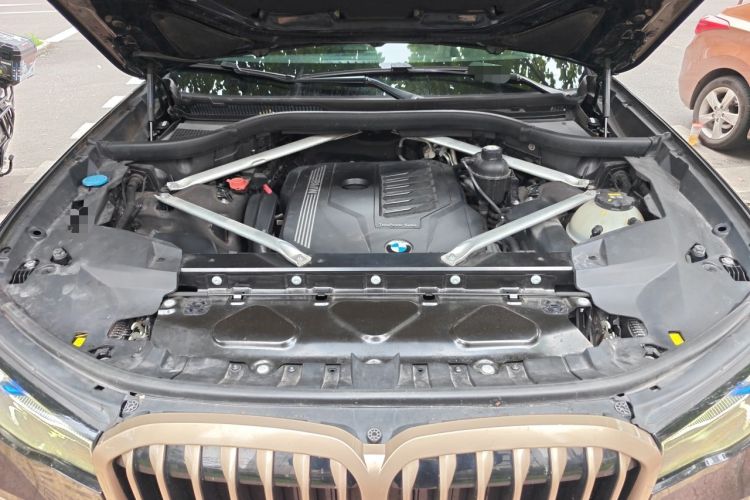 Used BMW X7 2020 xDrive40i Executive M Sport Package Engine Bay